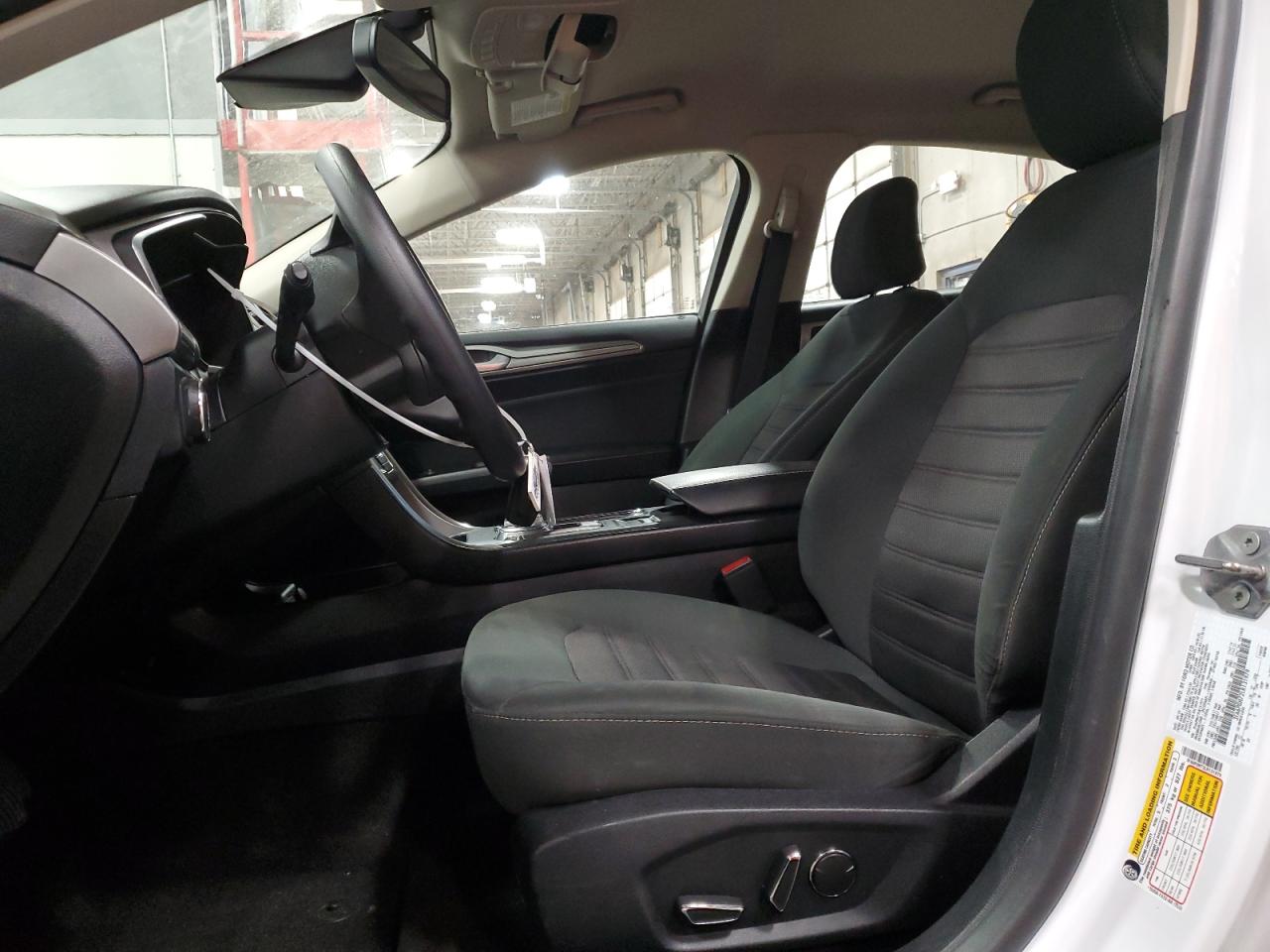 2020 Ford Fusion - Image 7