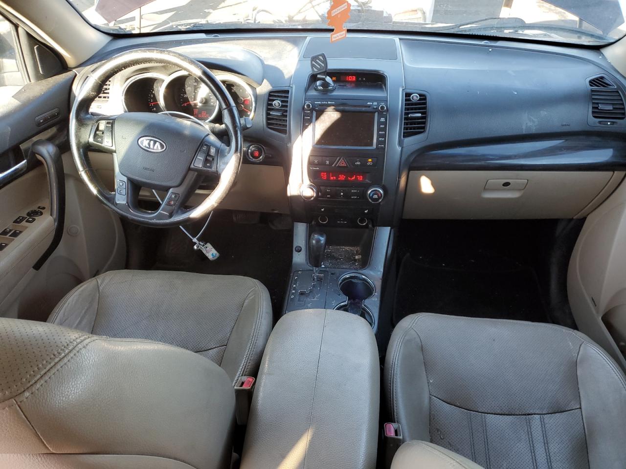2012 Kia Sorento - Image 8