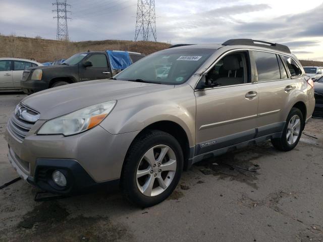  SUBARU OUTBACK 2014 Золотой