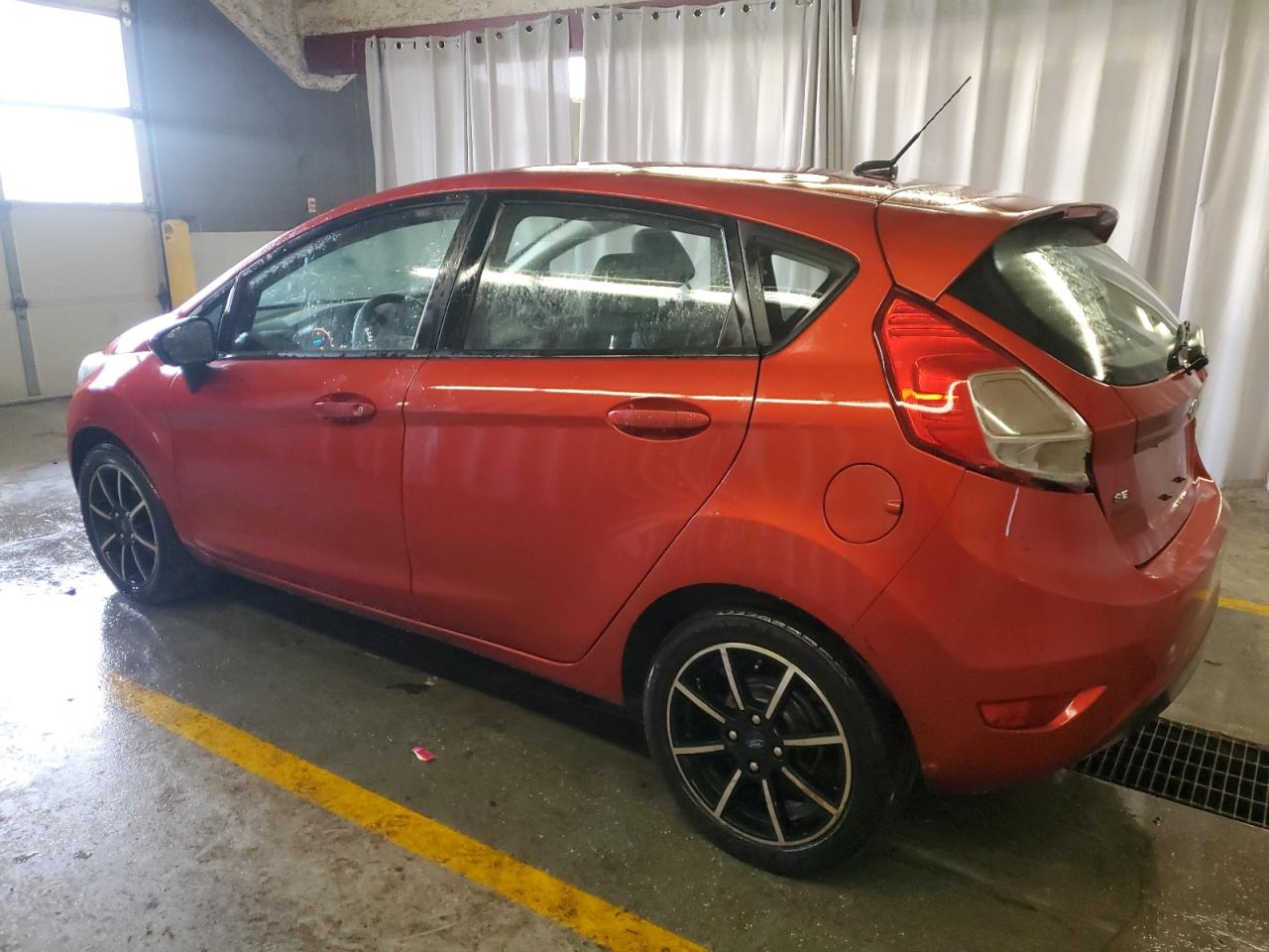 VIN 3FADP4EJ3KM128535 2019 FORD FIESTA no.2