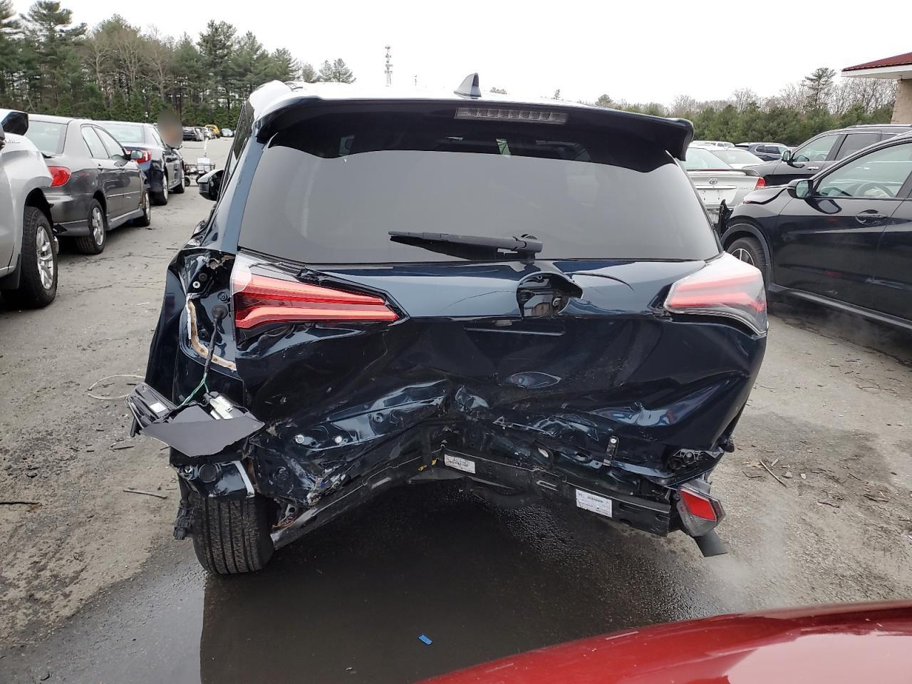 2018 Toyota RAV 4 - Image 6