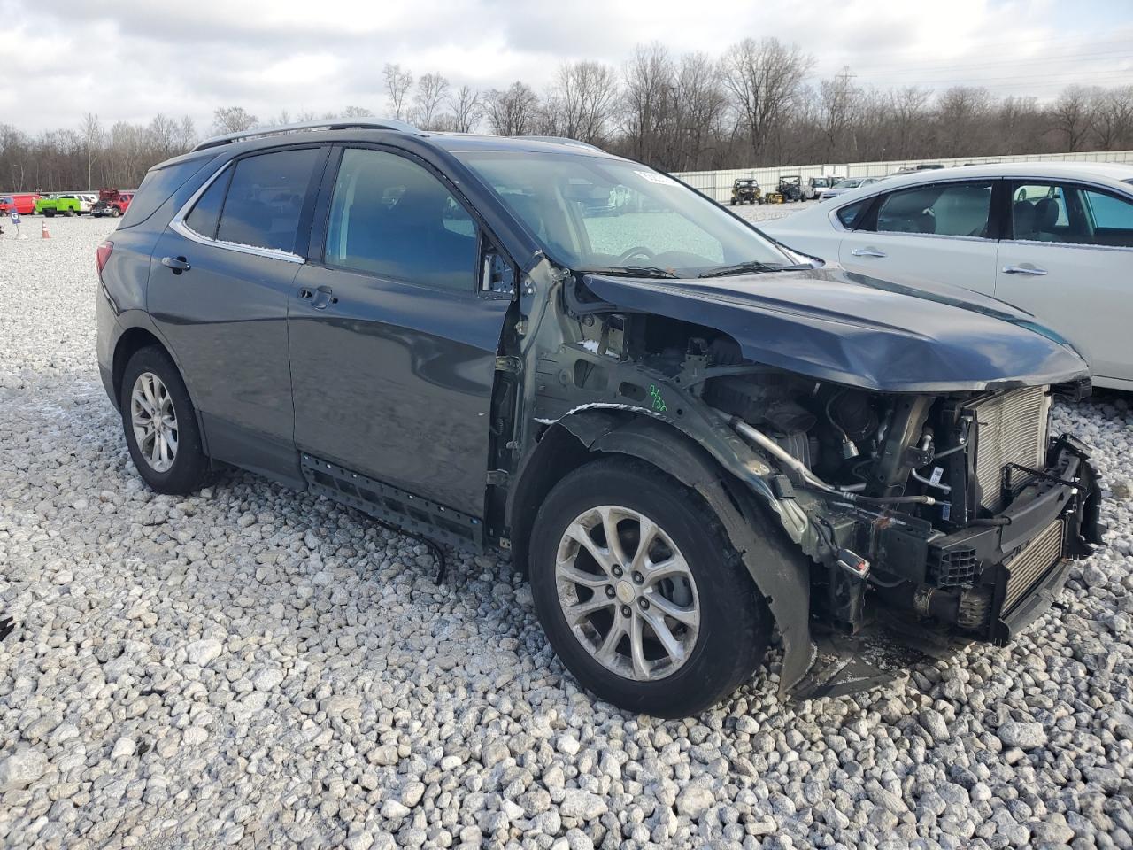 VIN 3GNAXUEV2KL274874 2019 CHEVROLET EQUINOX no.4