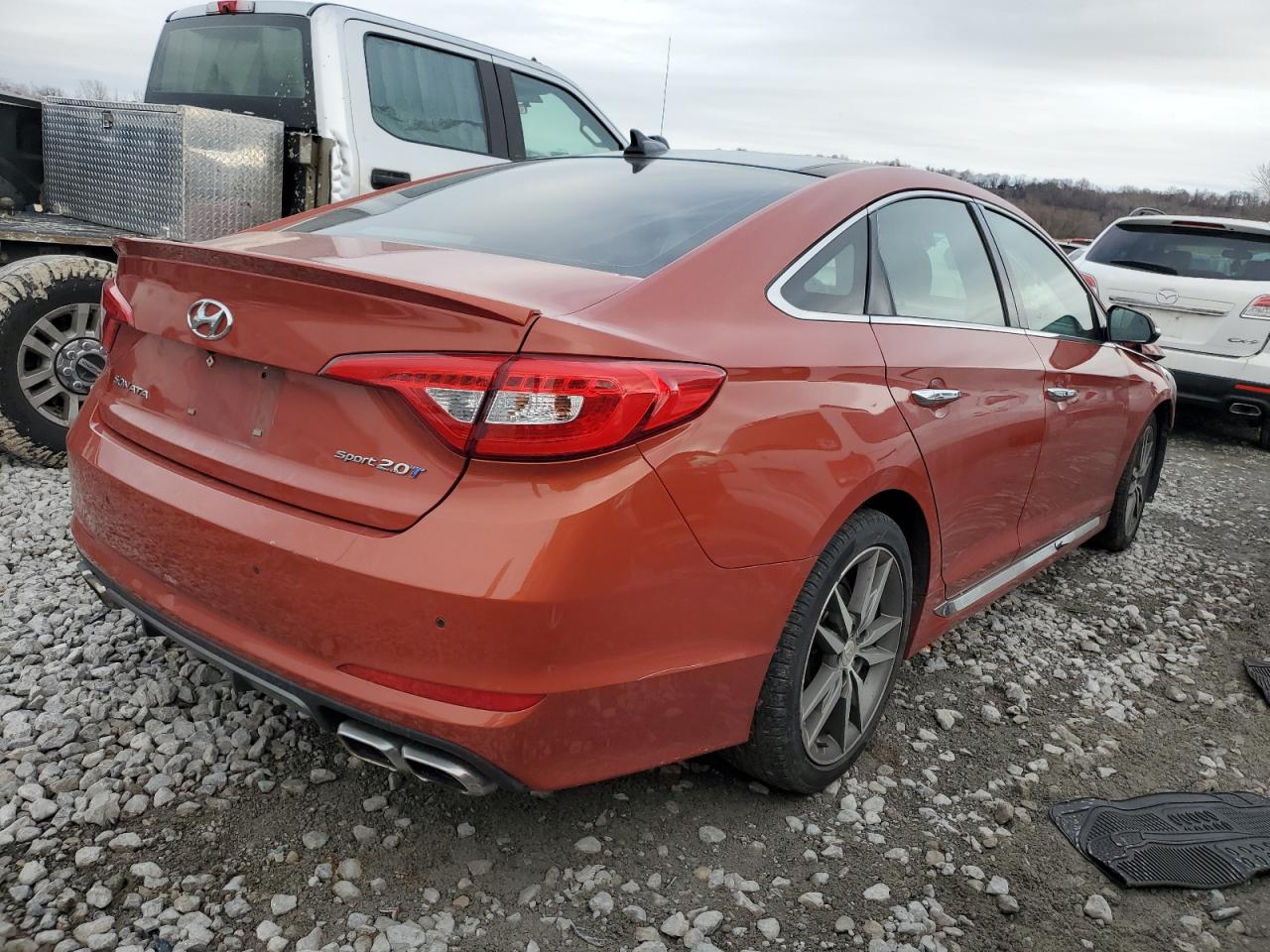 2015 Hyundai Sonata - Image 3