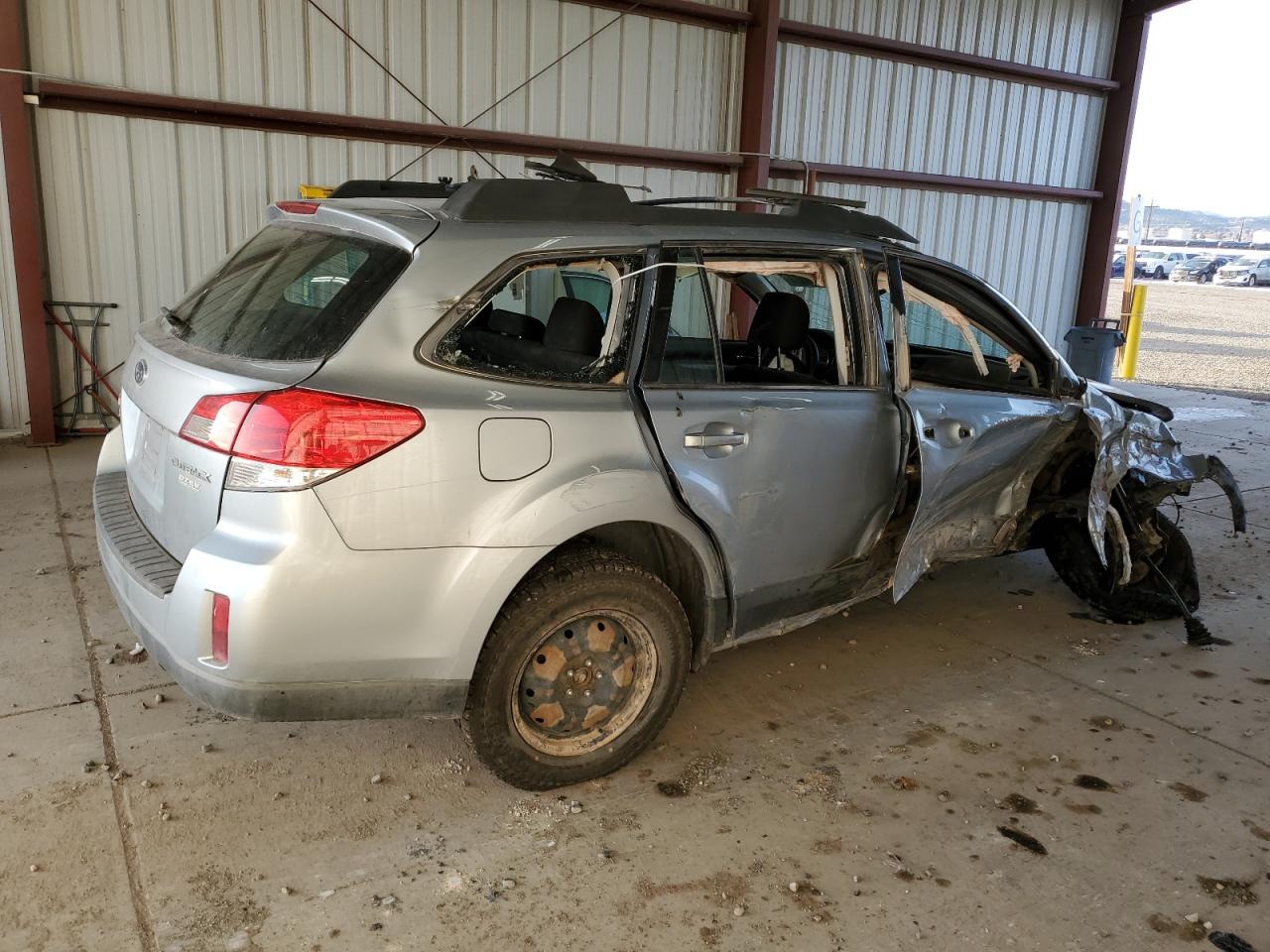 2014 Subaru Outback - Image 3