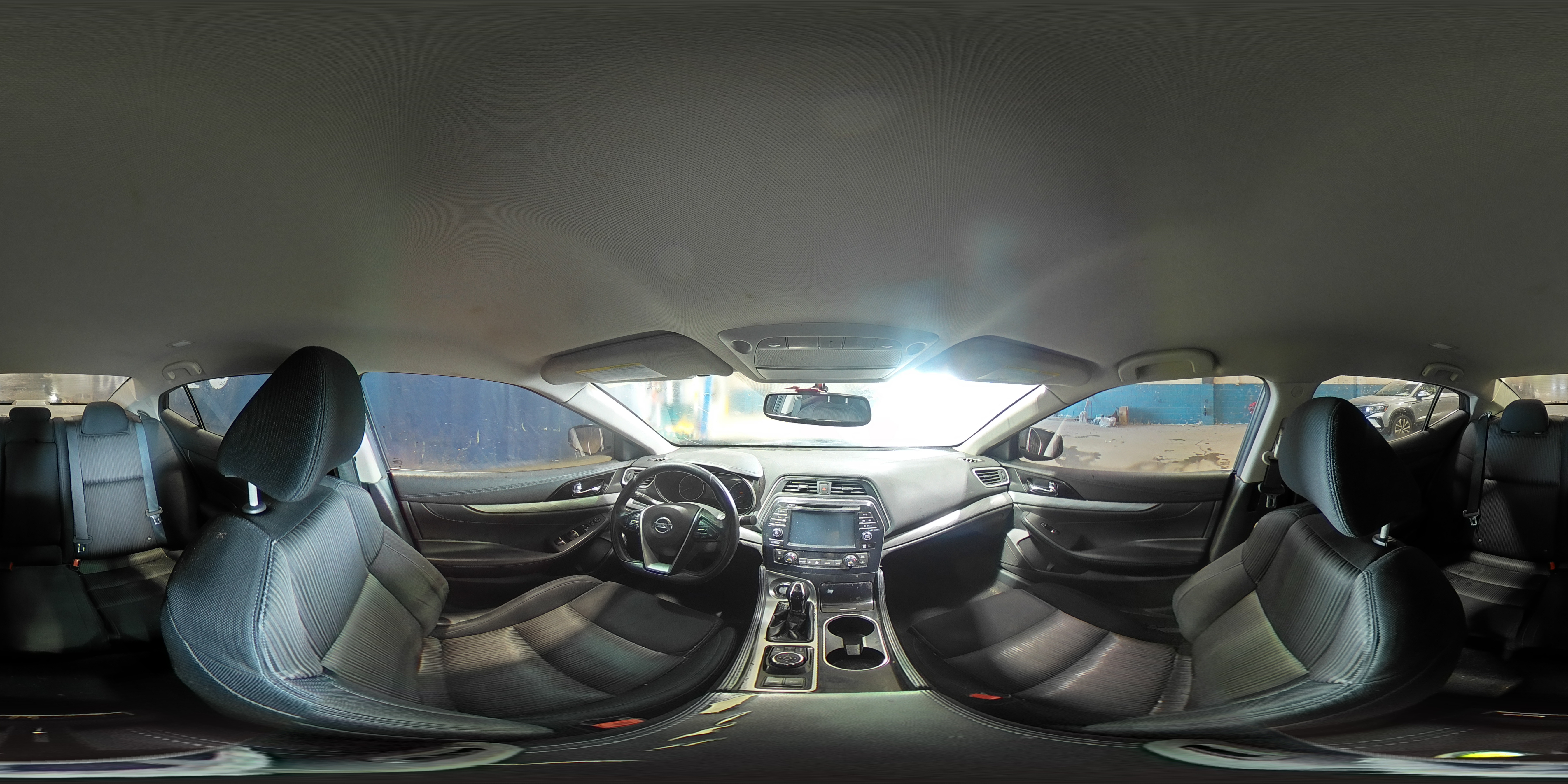 2017 Nissan Maxima - Image 13