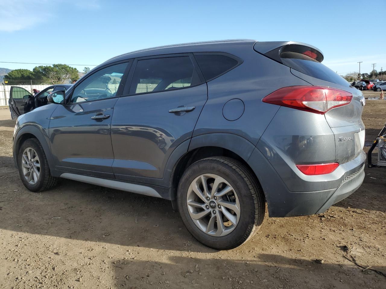 2018 Hyundai Tucson - Image 2