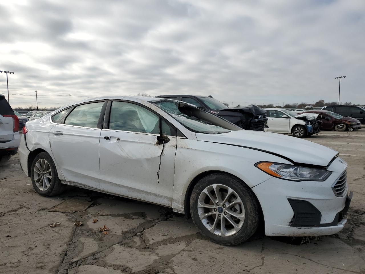 2019 Ford Fusion - Image 4