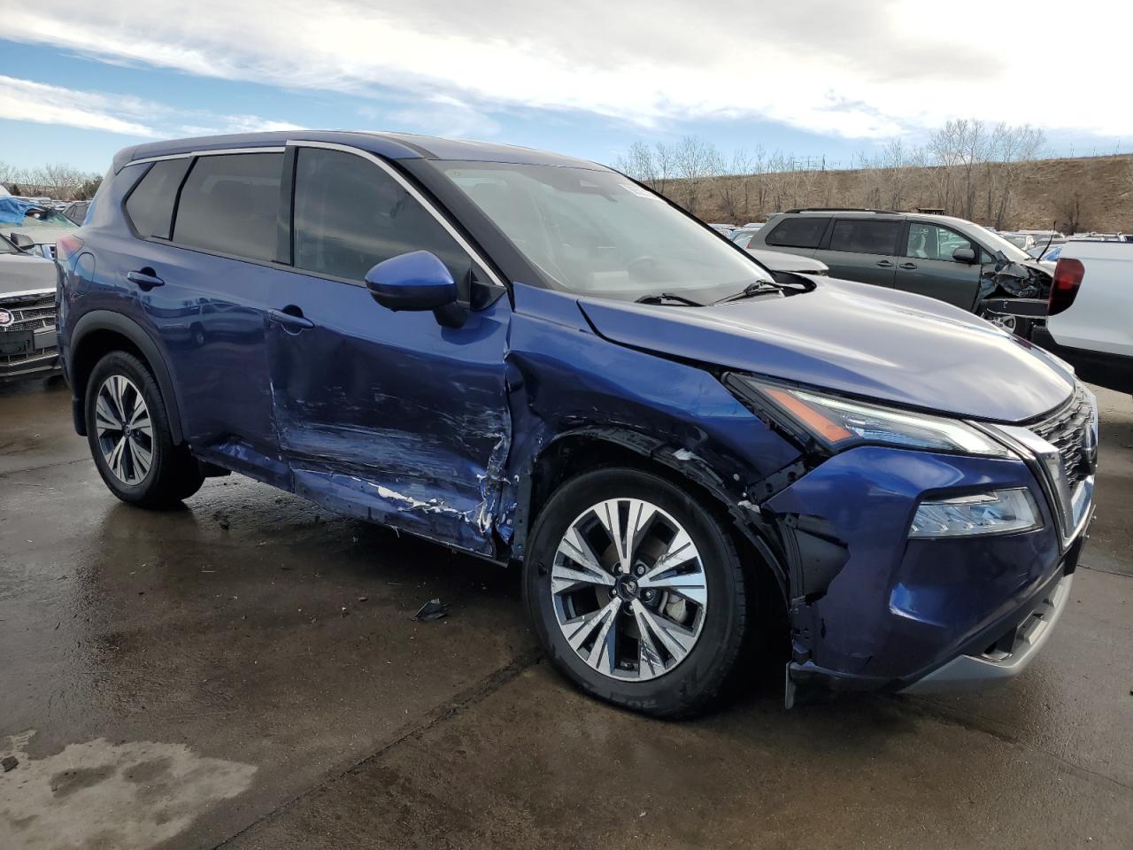 2021 Nissan Rogue - Image 4