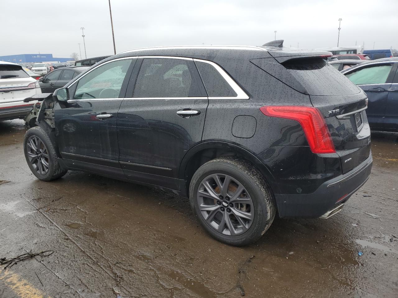 VIN 1GYKNBRS4KZ119155 2019 CADILLAC XT5 no.2