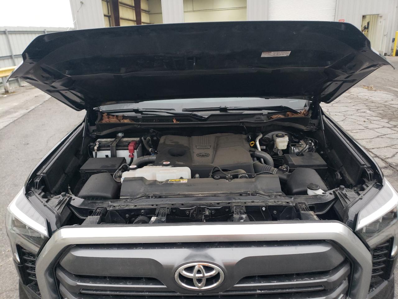 2023 Toyota Tundra - Image 11