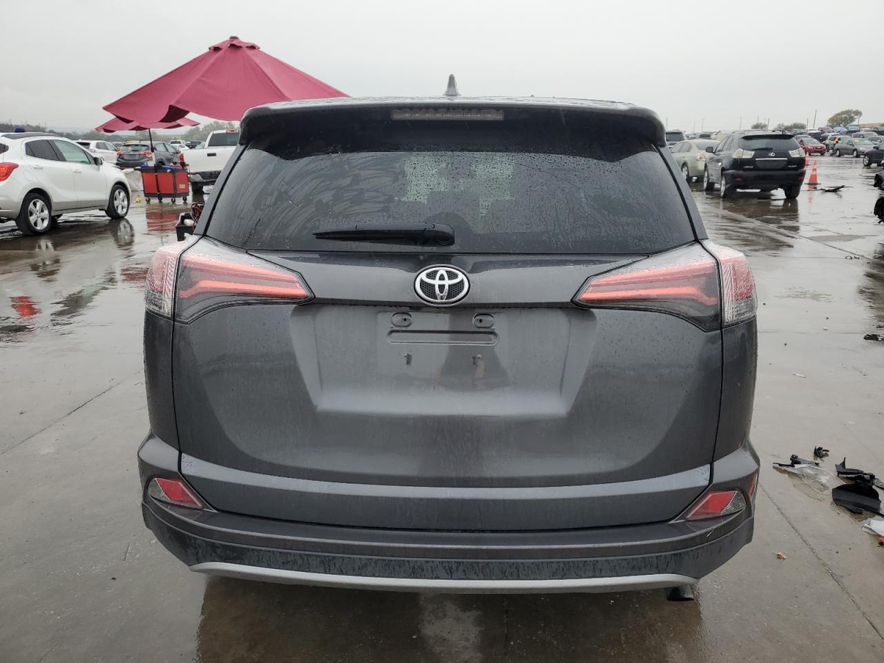 VIN 2T3WFREV5JW481278 2018 TOYOTA RAV4 no.6