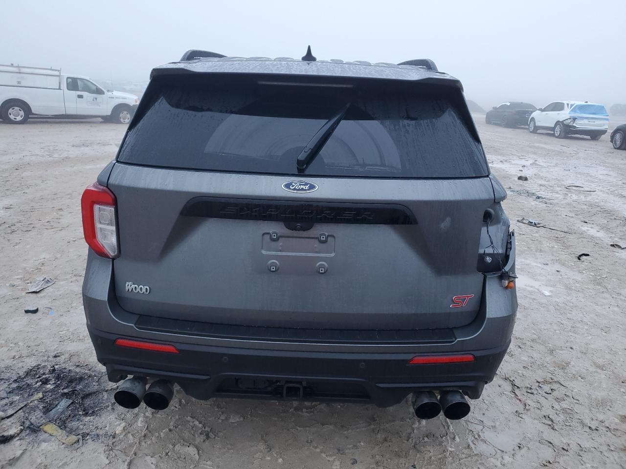 2022 Ford Explorer - Image 6