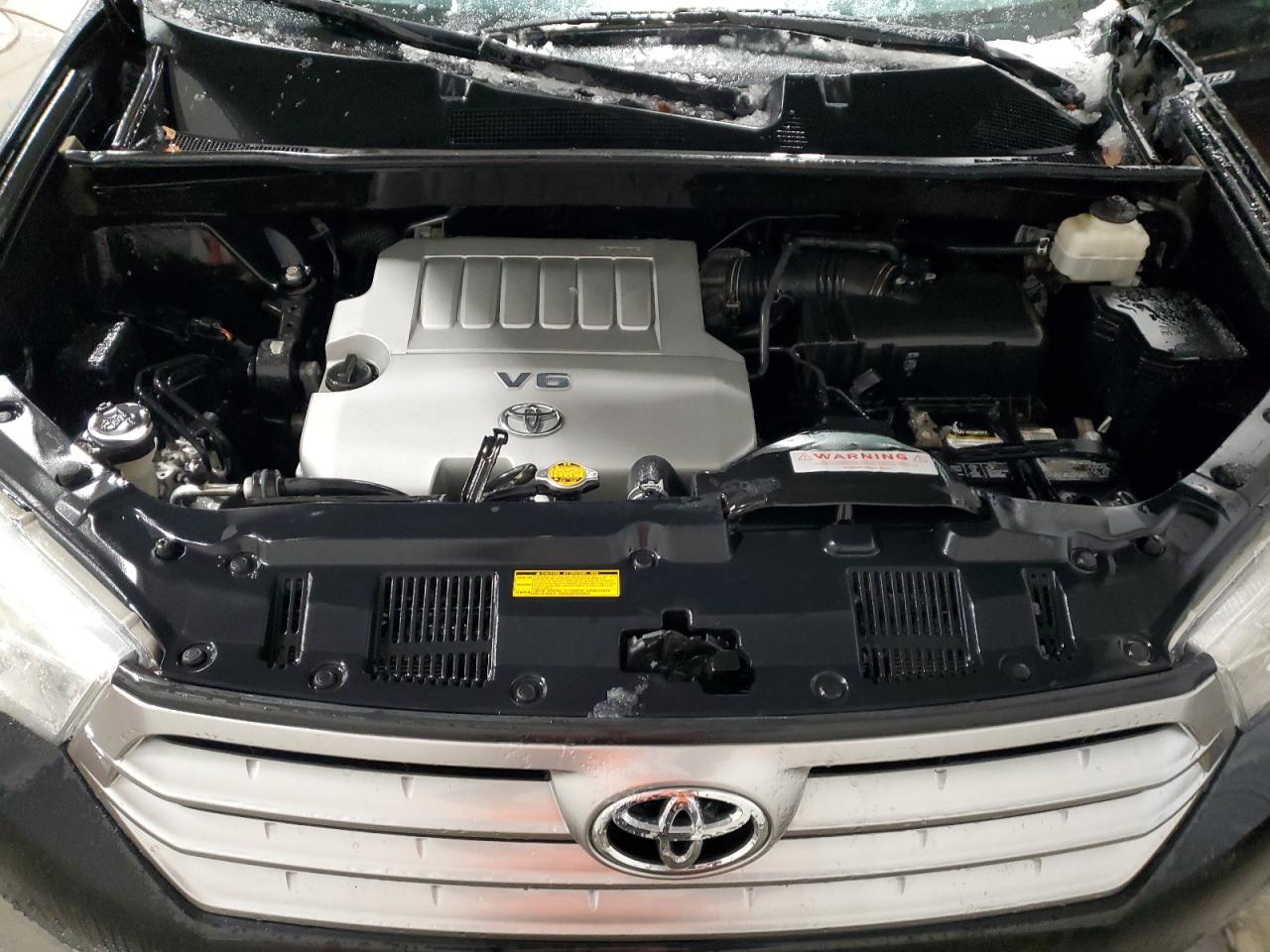 2013 Toyota Highlander - Image 12