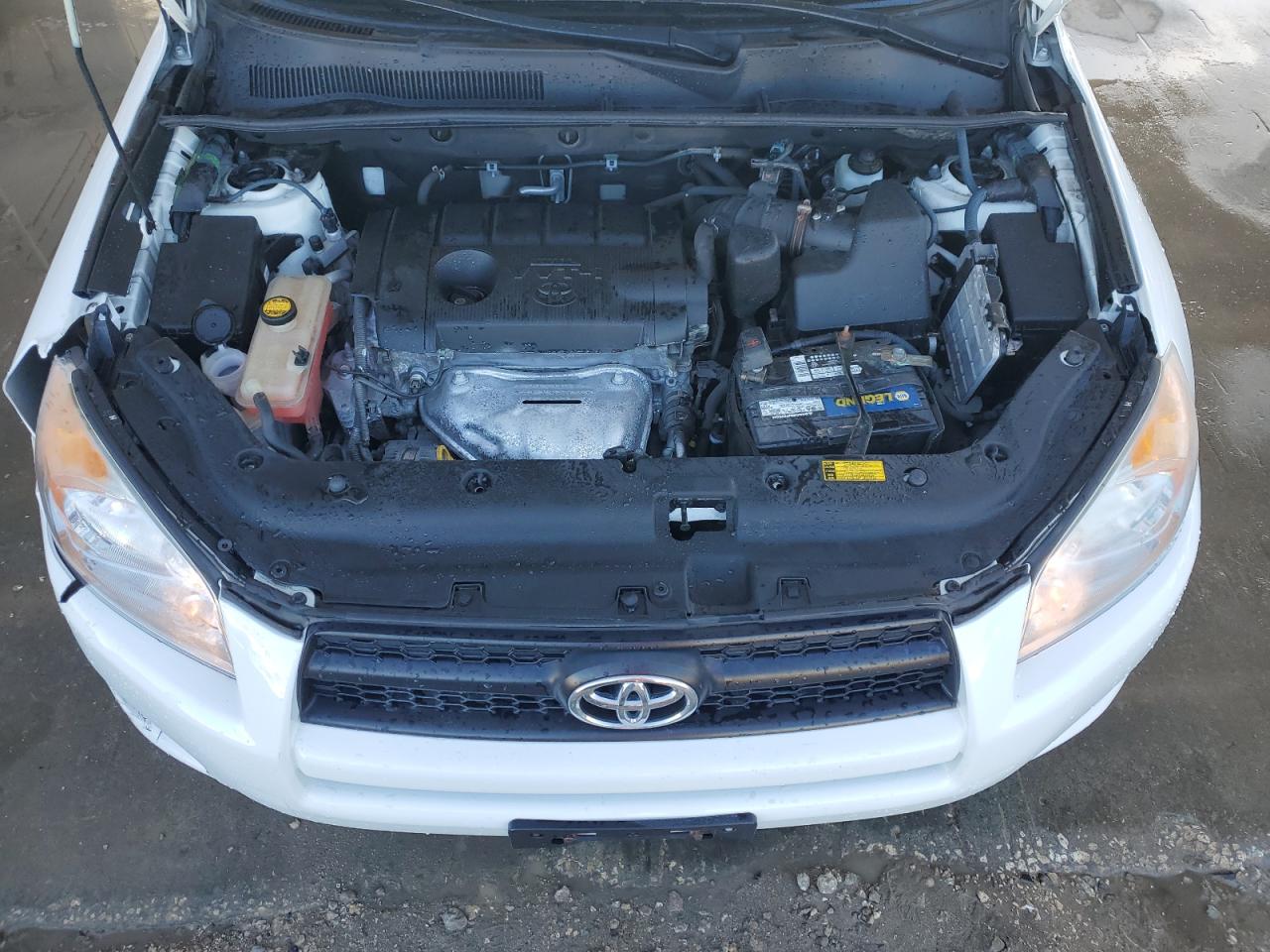 2011 Toyota RAV 4 - Image 12