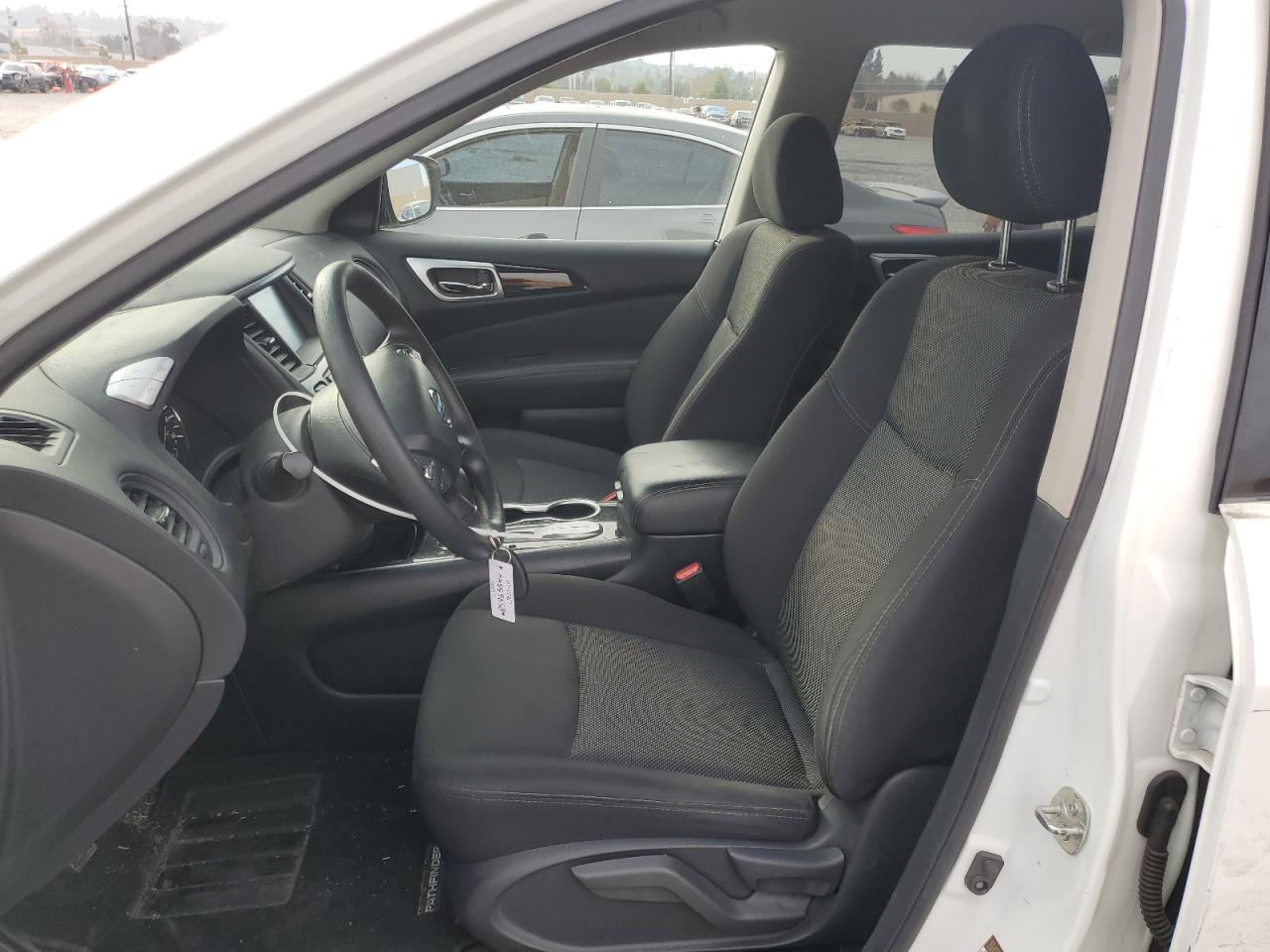 2019 Nissan Pathfinder - Image 7