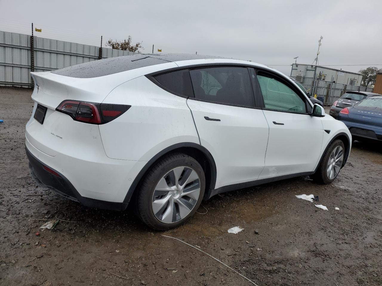 VIN 5YJYGDEE7MF295647 2021 TESLA MODEL Y no.3