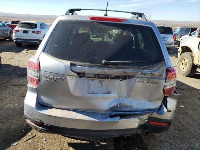  SUBARU FORESTER 2015 Srebrny