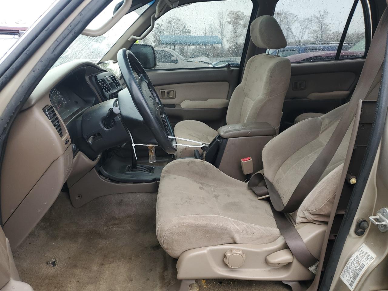 2002 Toyota 4Runner - Image 7