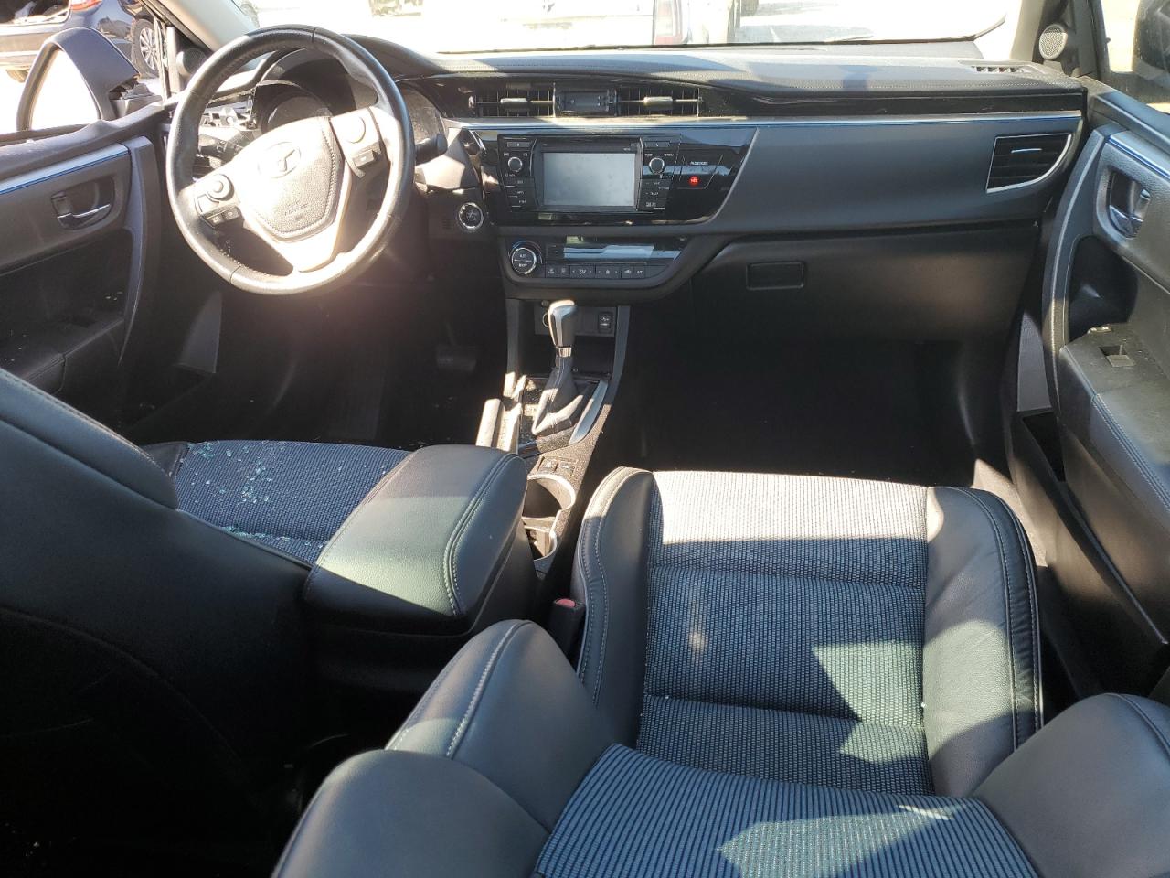 VIN 5YFBURHE4FP208737 2015 TOYOTA COROLLA no.8