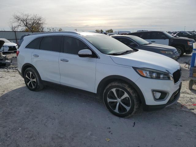  KIA SORENTO 2016 Белый