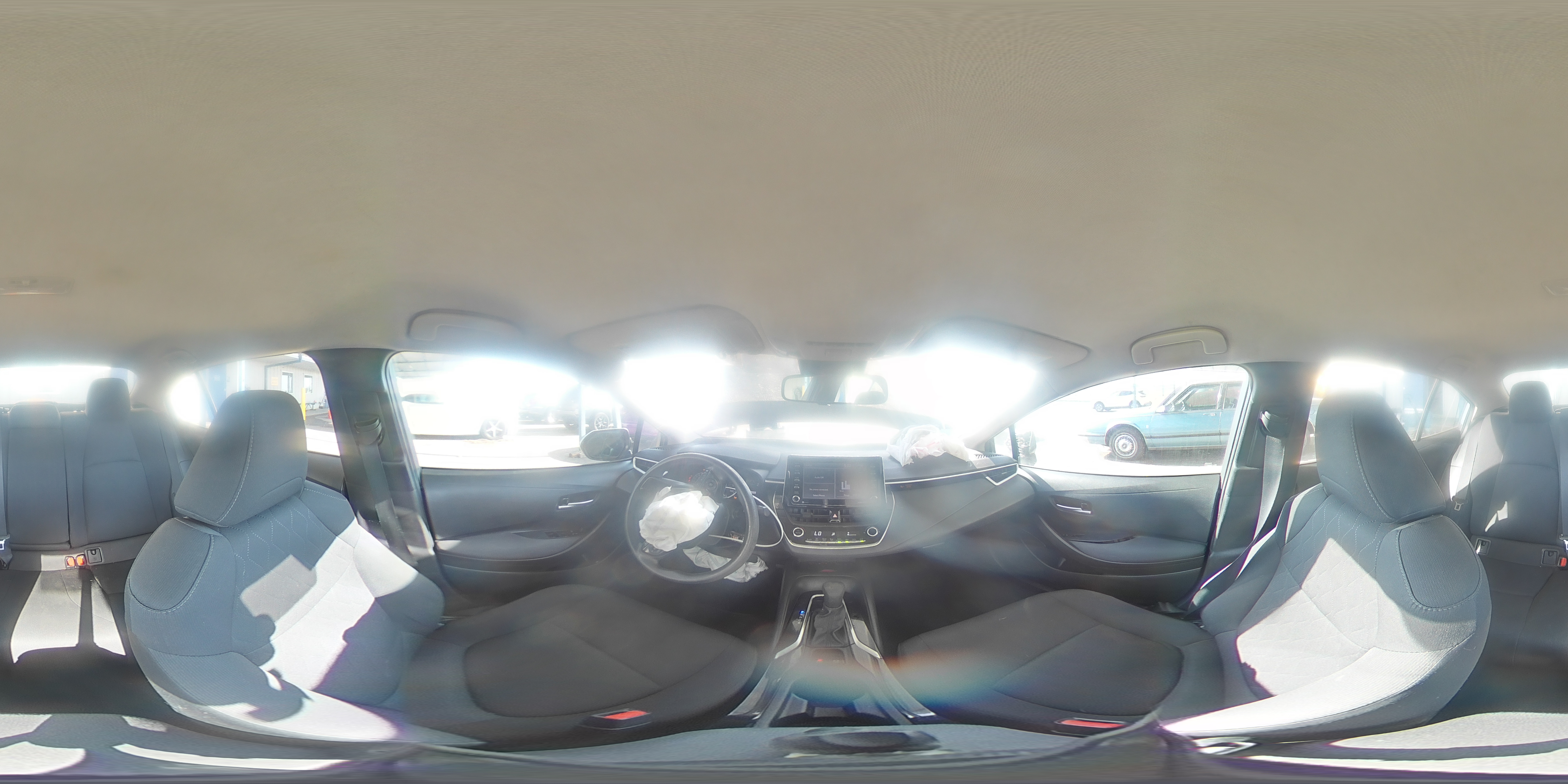 2021 Toyota Corolla - Image 12