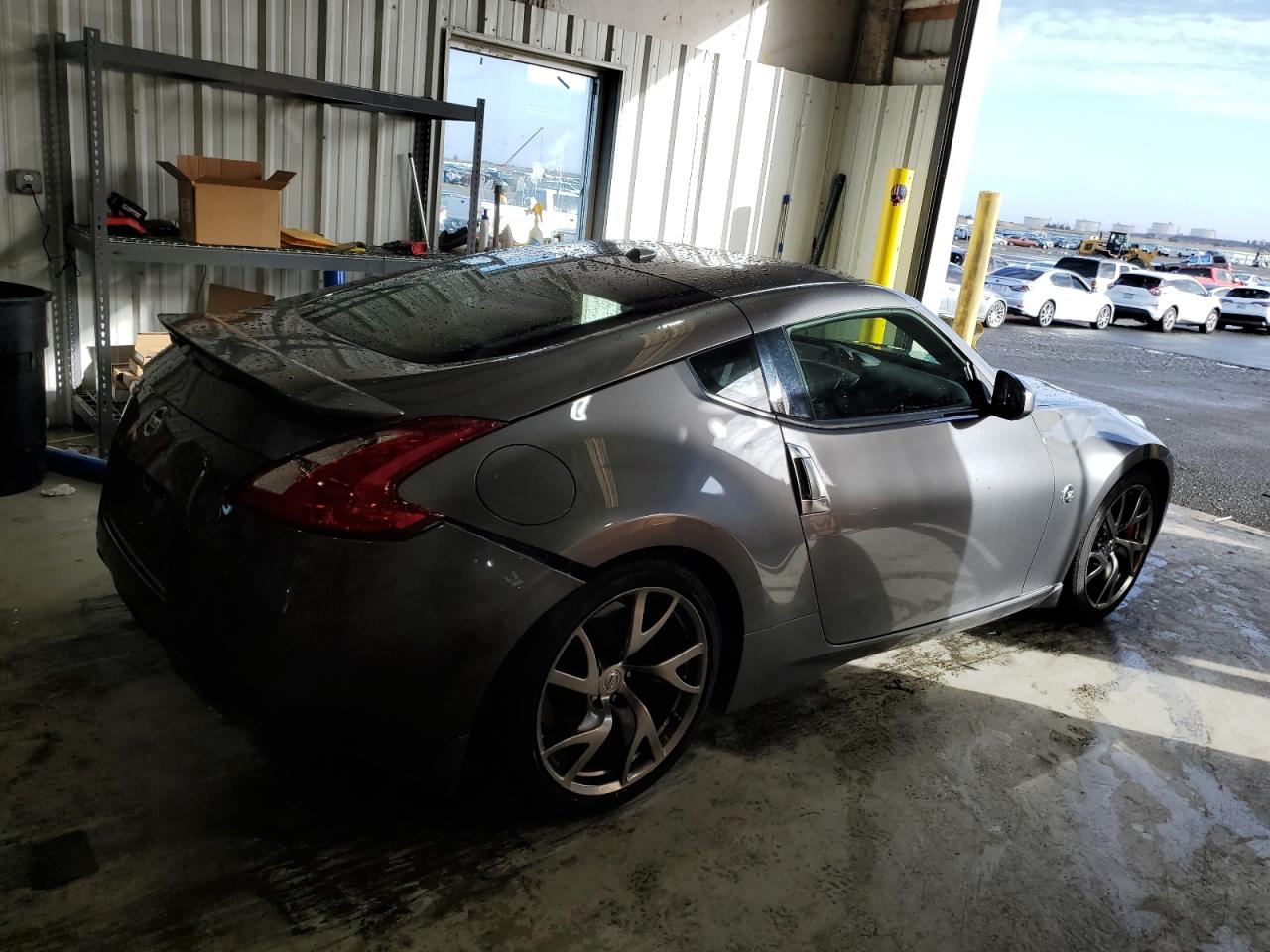 2016 Nissan 370Z - Image 3