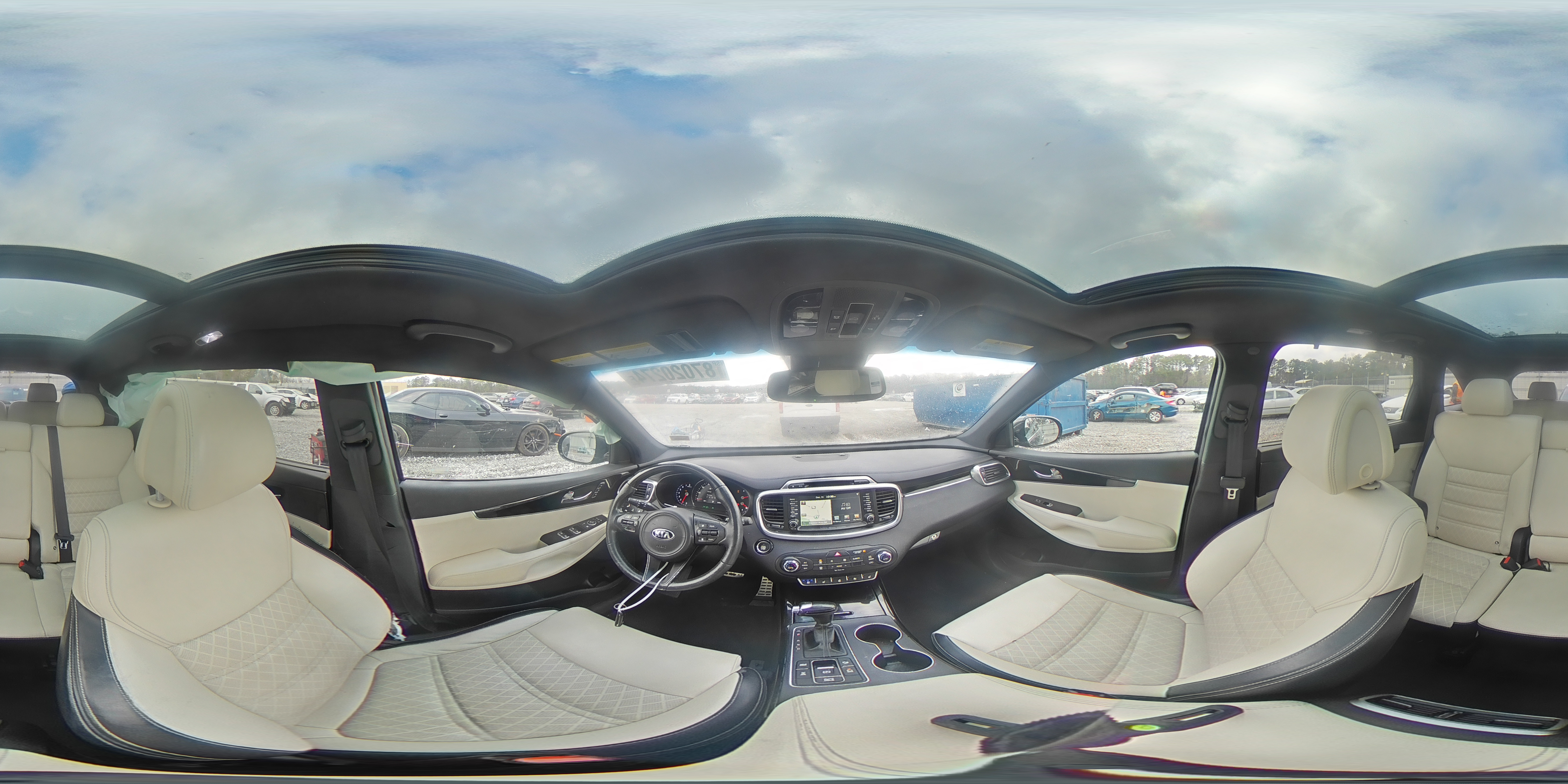 2016 Kia Sorento - Image 15