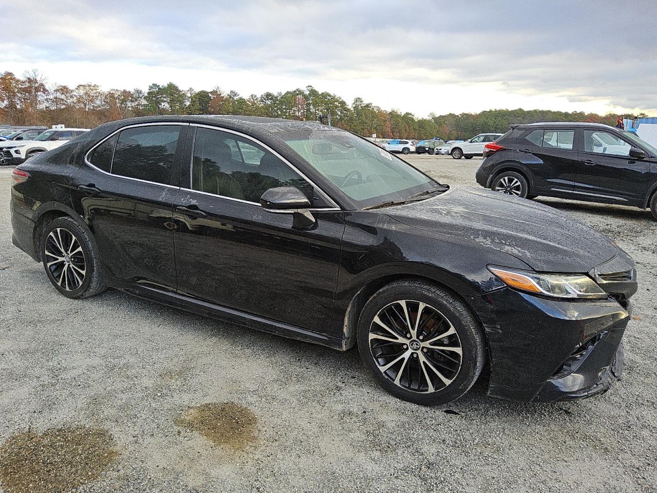 2018 Toyota Camry - Image 4