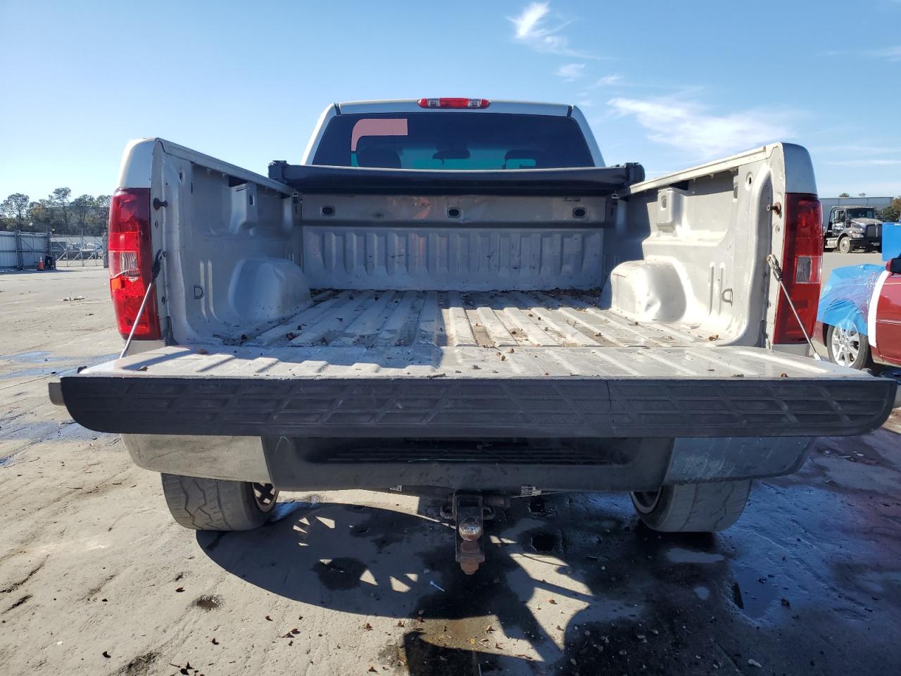 2009 Chevrolet Silverado - Image 6