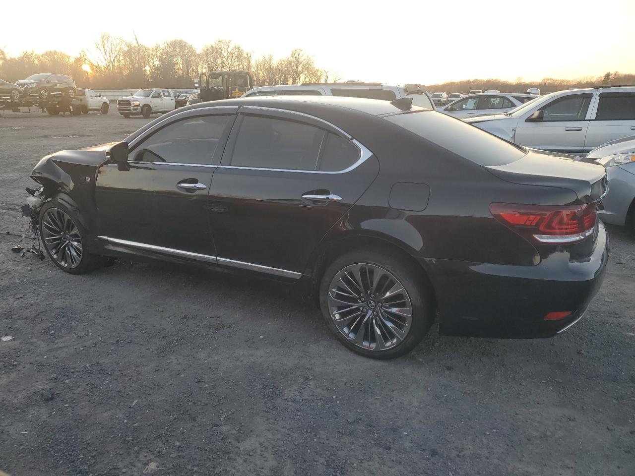 VIN JTHCL5EF7E5021273 2014 LEXUS LS460 no.2