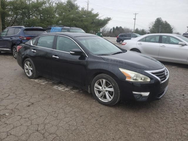 Sedans NISSAN ALTIMA 2013 Czarny