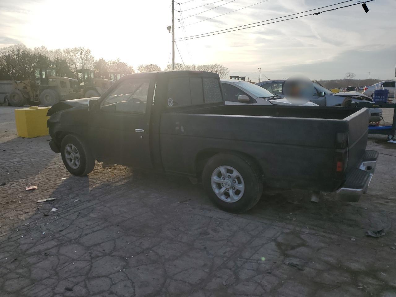 1997 Nissan Navara (Frontier) - Image 2