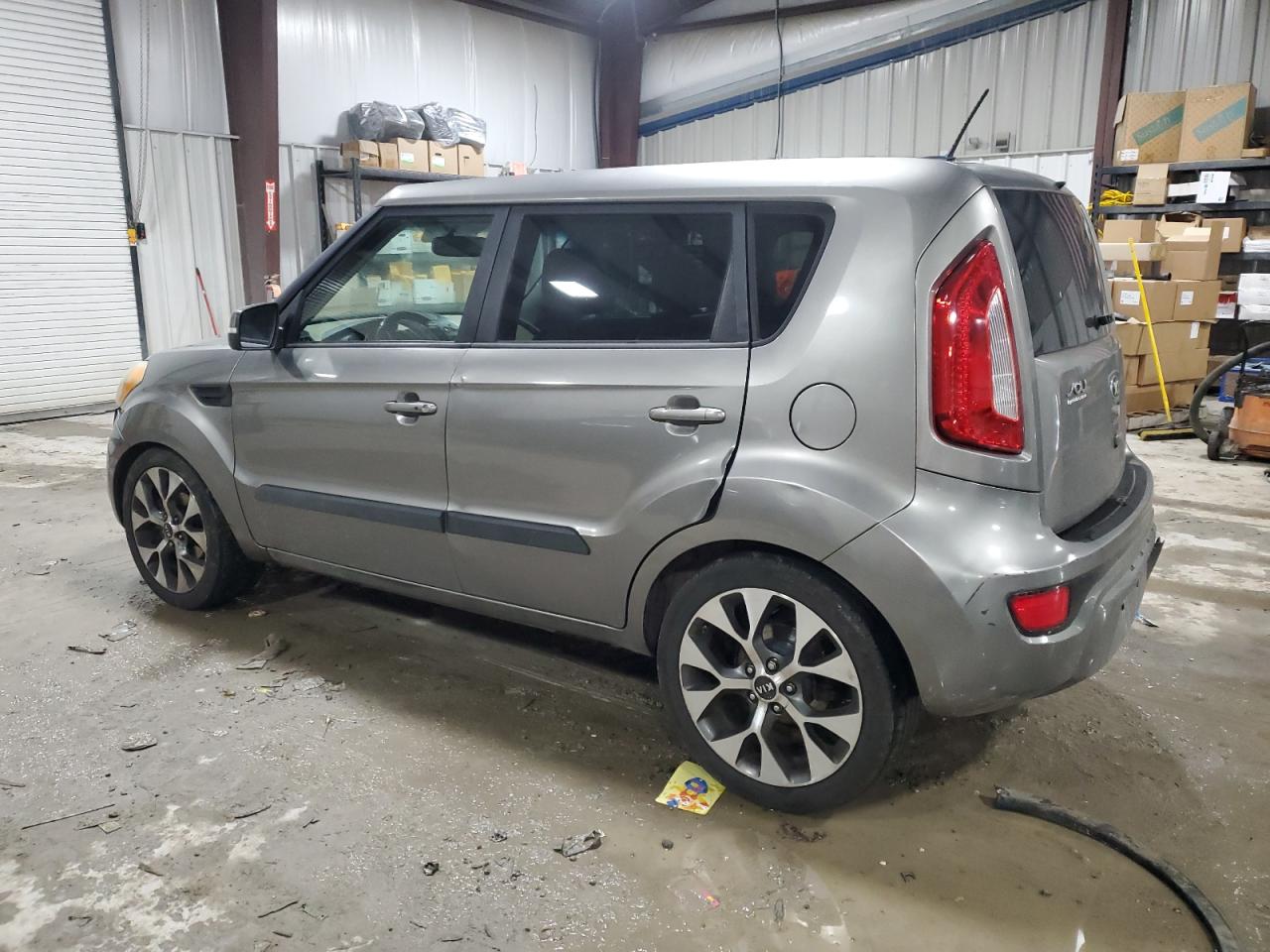 VIN KNDJT2A66D7559706 2013 KIA SOUL no.2