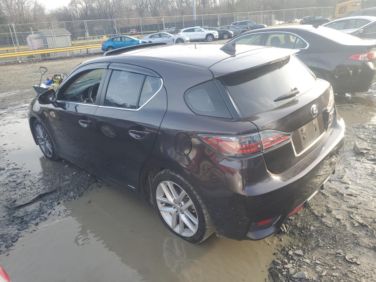 VIN JTHKD5BH9F2218575 2015 LEXUS CT 200 no.2