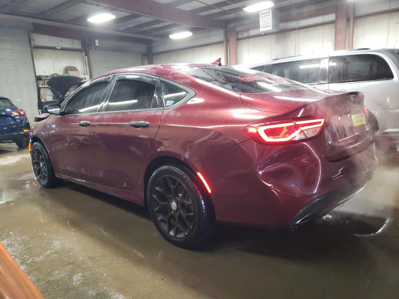 VIN 1C3CCCEGXFN656895 2015 CHRYSLER 200 no.2