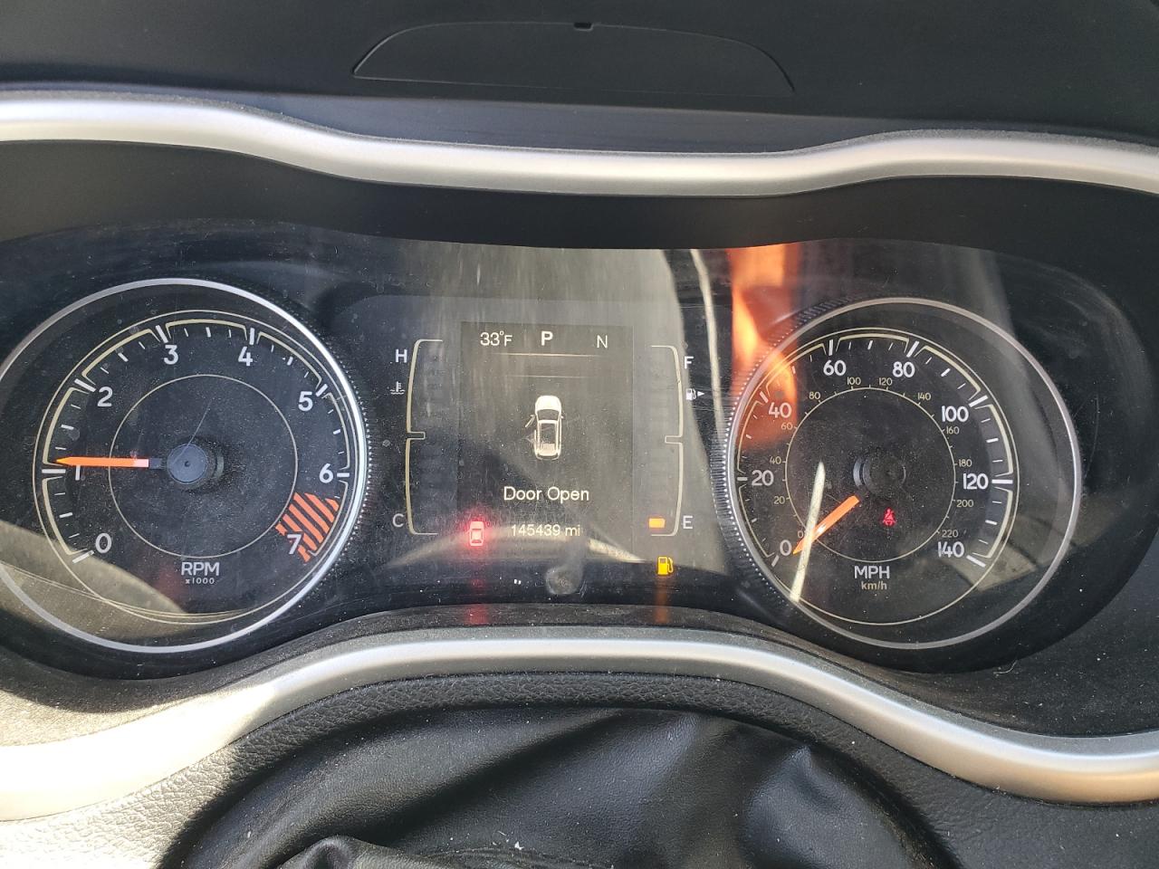 2015 Jeep Cherokee Latitude VIN: 1C4PJMCB5FW610756 Lot: 82249644