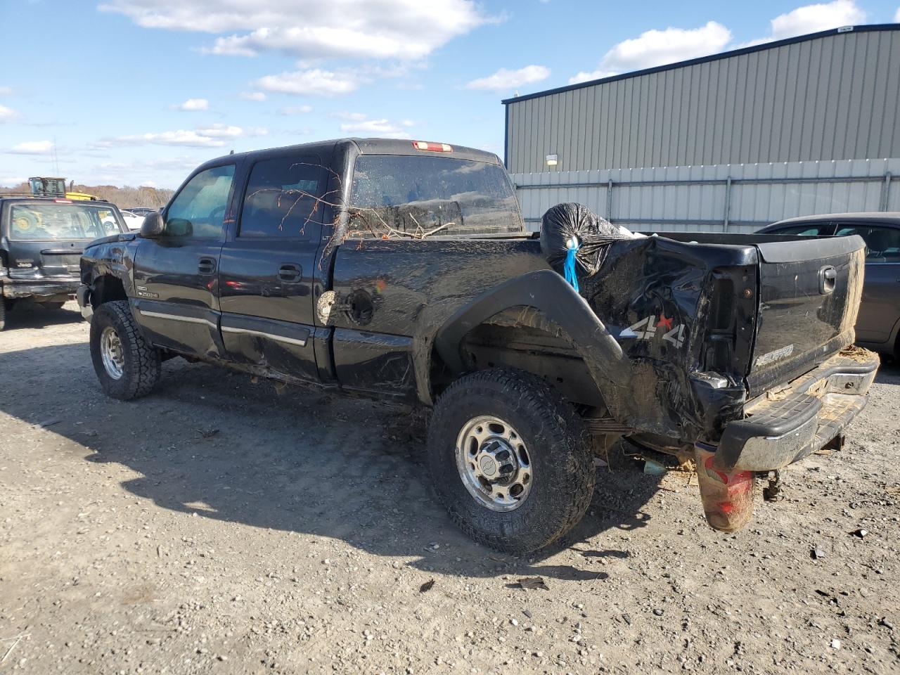 2006 Chevrolet Silverado - Image 2