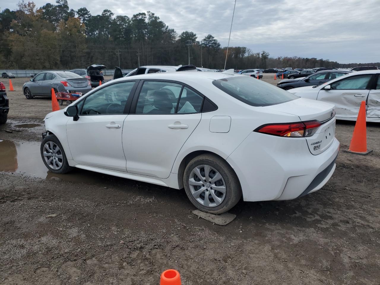 2022 Toyota Corolla - Image 2
