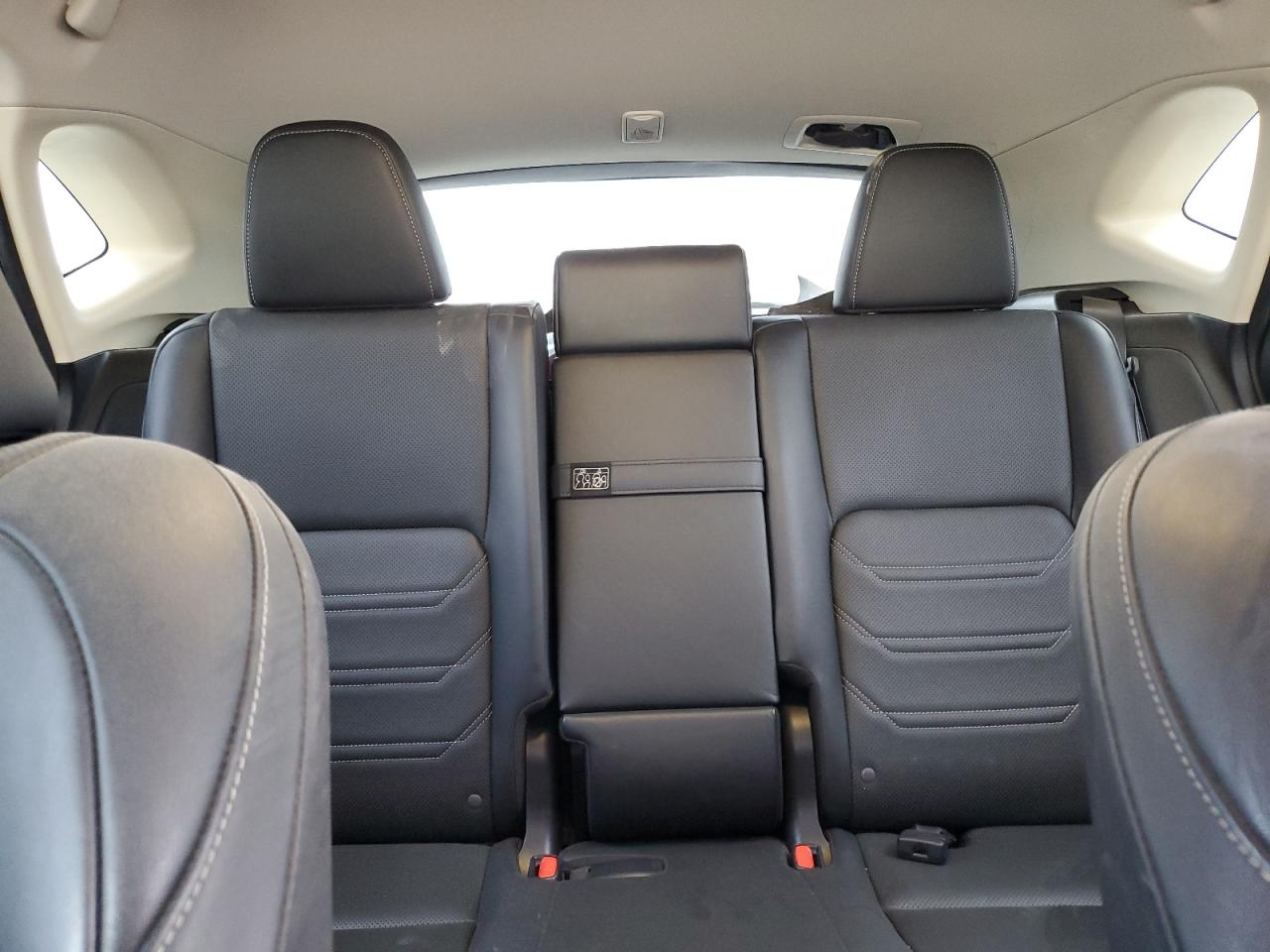 2016 Lexus NX - Image 10