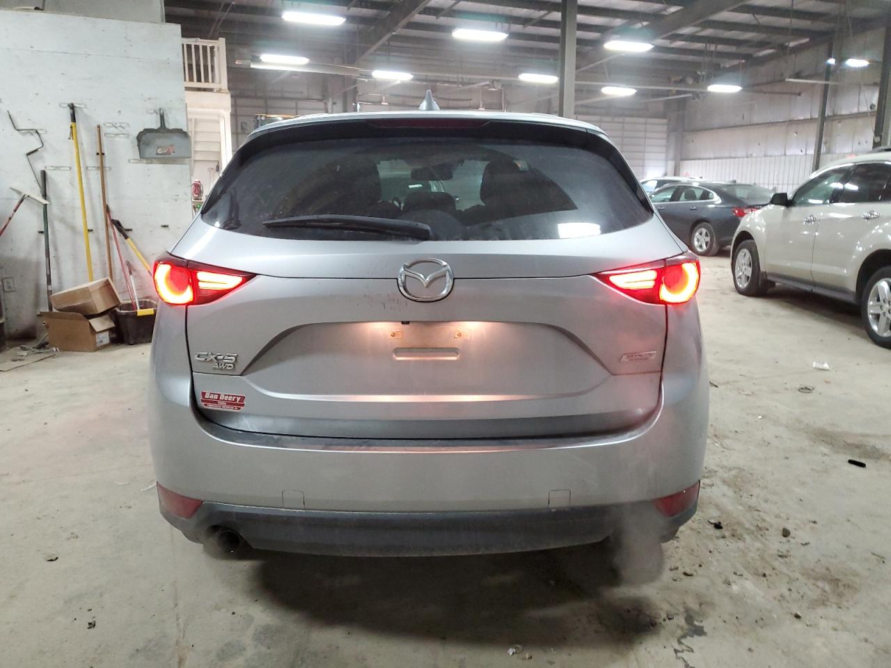 2017 Mazda Cx-5 Grand Touring VIN: JM3KFBDL2H0208858 Lot: 82593694