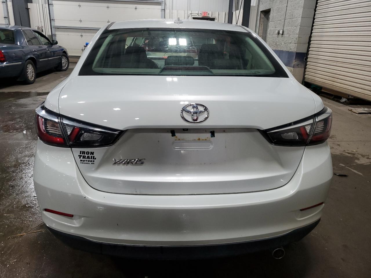 2019 Toyota Yaris L VIN: 3MYDLBYV2KY525768 Lot: 83454084