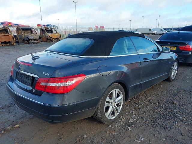 2010 MERCEDES BENZ E250 SE CD