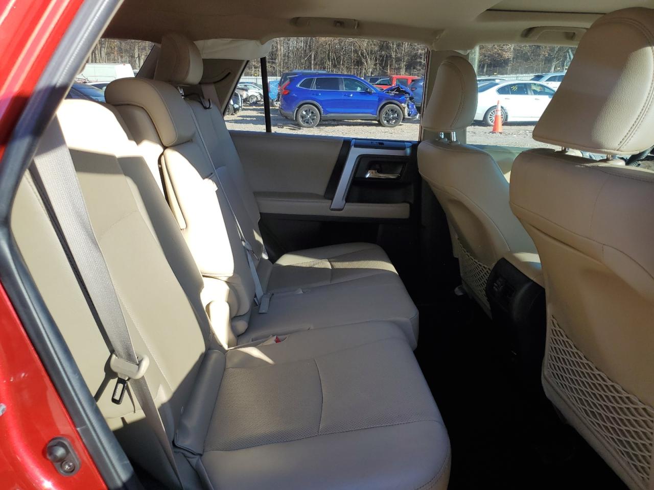 2018 Toyota 4Runner - Image 11