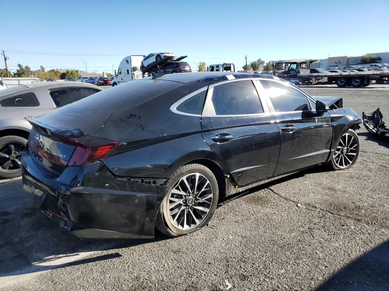 2023 Hyundai Sonata - Image 3