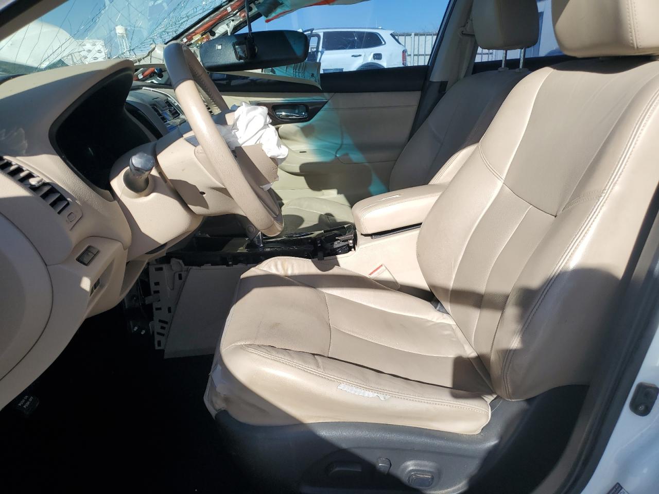 2015 Nissan Altima - Image 7