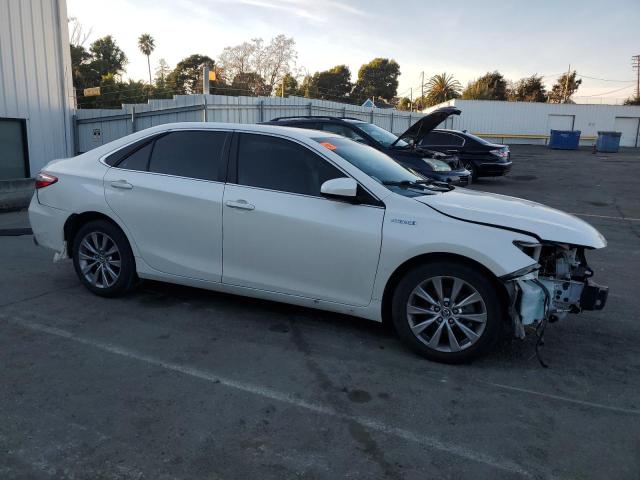  TOYOTA CAMRY 2015 Білий