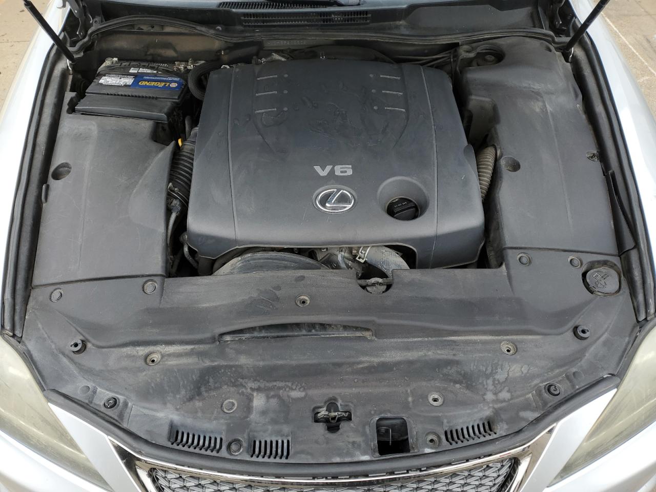 2012 Lexus IS - Image 12