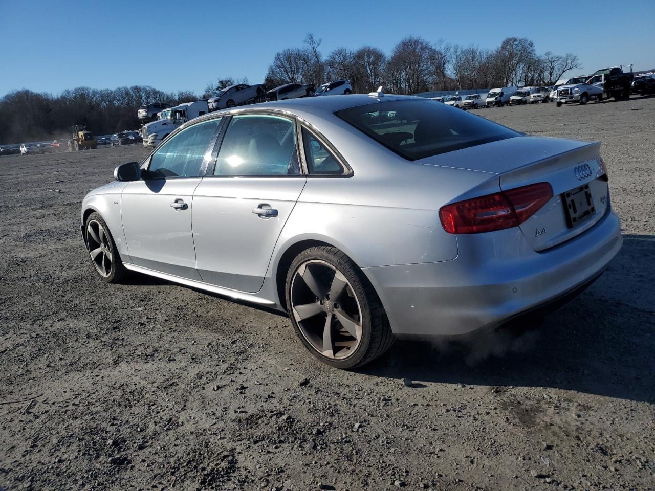 VIN WAUFFAFL0FN003151 2015 AUDI A4 no.2