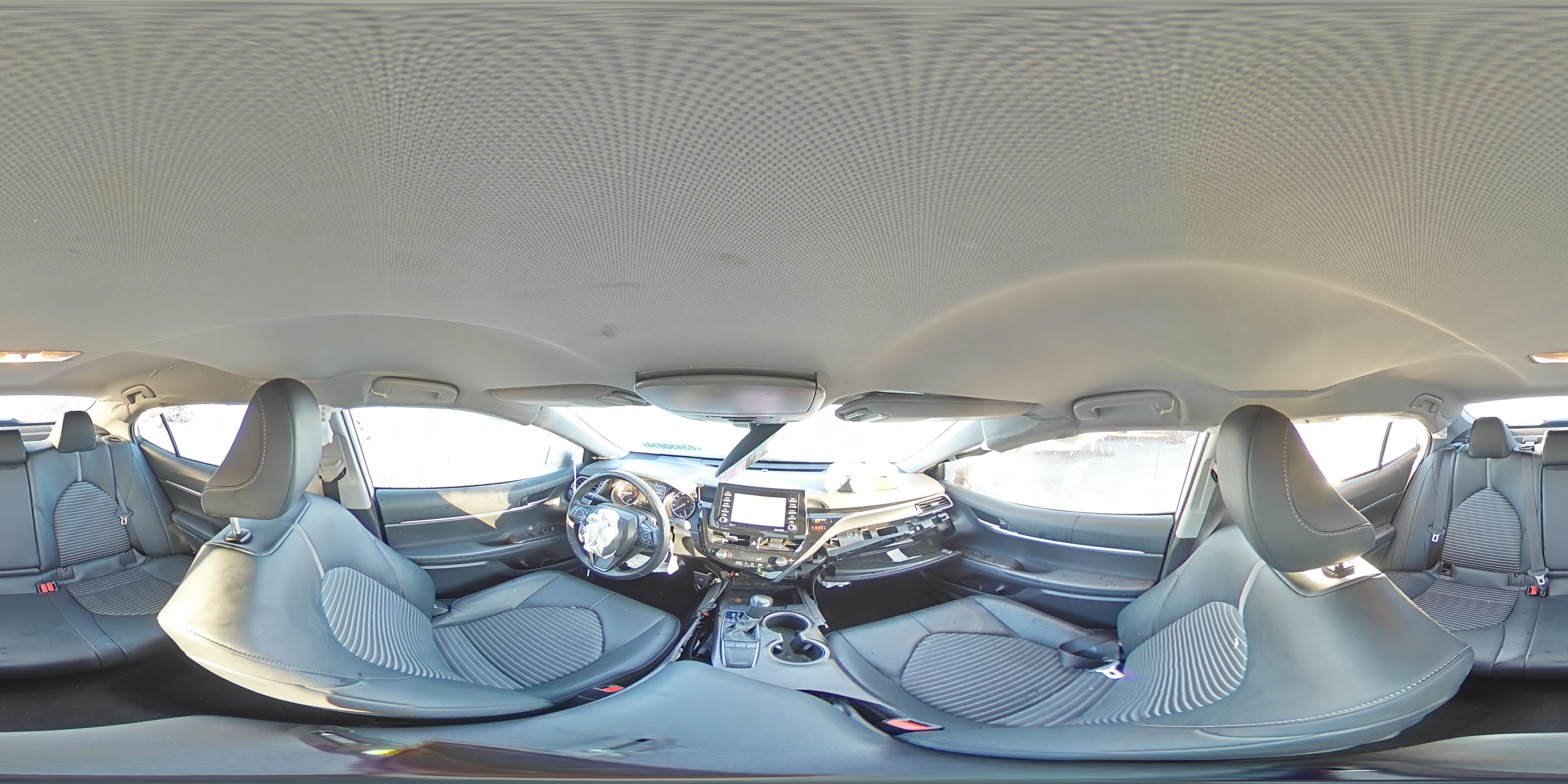 2023 Toyota Camry - Image 15