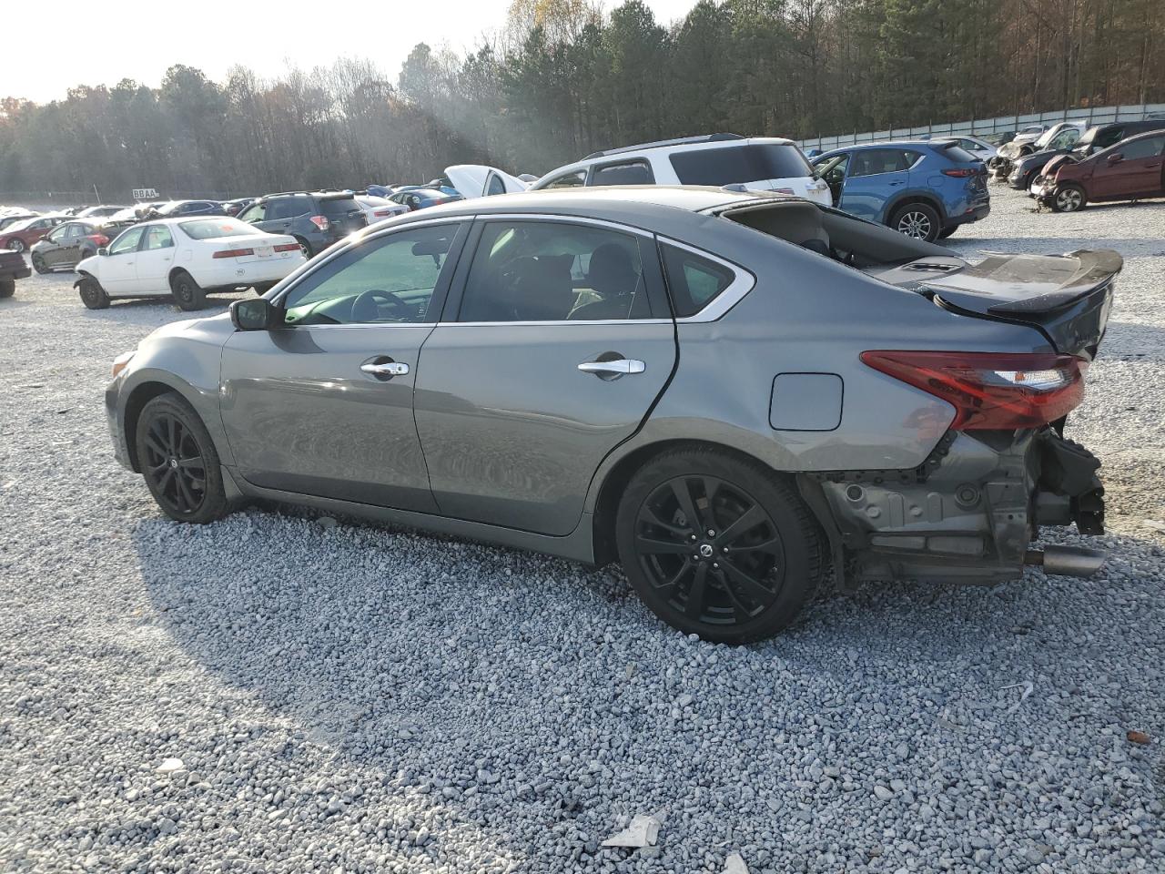 2018 Nissan Altima - Image 2